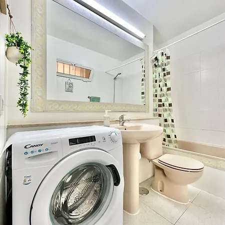 Playa De Americas - Torres De Yomely *